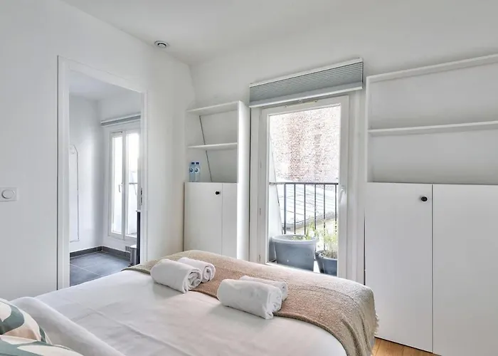 Cocon Chaleureux Sur Les Toits De Montmartre アパート