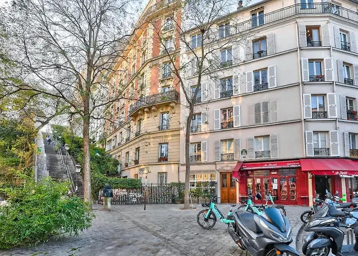 Cocon Chaleureux Sur Les Toits De Montmartre アパート