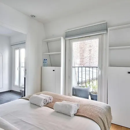 Cocon Chaleureux Sur Les Toits De Montmartre Lägenhet