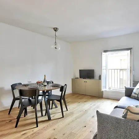 Cocon Chaleureux Sur Les Toits De Montmartre * Paris