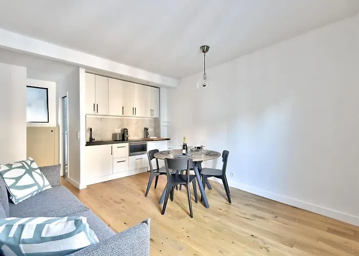 Cocon Chaleureux Sur Les Toits De Montmartre Apartament